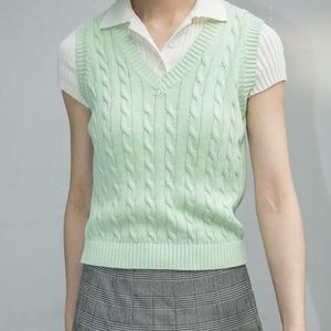 Brandy Melville sweater vest